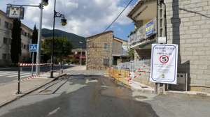 El Ayuntamiento de Sotillo instala un arco de desinfección de vehículos contra el COVID-19