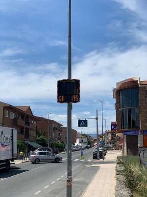 El Ayuntamiento de Sotillo instala un radar pedagógico para concienciar sobre la importancia de respetar los límites de velocidad en vías urbanas
